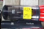 HONITURE S13 Akku Staubsauger - Staubauffangbehälter mit Warnhinweisen